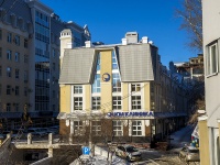 Томск, улица Трифонова, дом 22Б. офисное здание