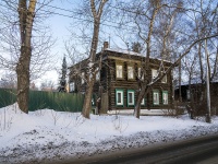 соседний дом: ул. Средне-Кирпичная, дом 32/1. индивидуальный дом