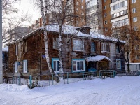 隔壁房屋: alley. Tikhiy, 房屋 25/1. 公寓楼