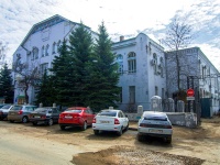 Ulyanovsk, 大学 Ульяновский государственный университет, Lev Tolstoy st, 房屋 42