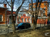 Ульяновск, детско-юношеский клуб Молодежный центр современного искусства, улица Ленина, дом 85