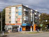 соседний дом: ул. 40 лет Октября, дом 11. многоквартирный дом