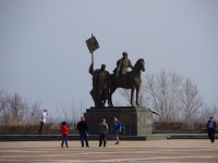 Ulyanovsk, monument Богдану ХитровоLenin square, monument Богдану Хитрово