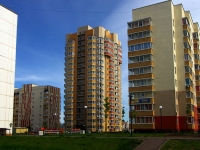 Ульяновск, Ильюшина бульвар, дом 2. многоквартирный дом