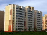Ulyanovsk, Ilyushina blvd, house 8. Apartment house