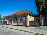 neighbour house: st. Engels, house 4. Private house