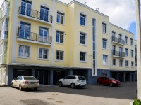 соседний дом: ул. Александра Матросова, дом 26. офисное здание