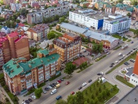 Ulyanovsk, Radishchev st, 房屋 33 к.1. 公寓楼