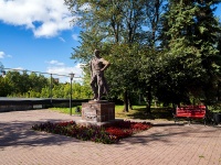 Ульяновск, памятник А.В. Суворовуулица Спасская, памятник А.В. Суворову