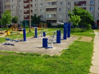 Ульяновск, Врача Сурова проспект. спортивная площадка WorkOut-площадка