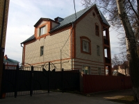 Ulyanovsk, Gogol alley, house 4. Private house