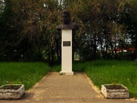 Ulyanovsk, 纪念碑 Михайлову Федору Михайловичу , 纪念碑 Михайлову Федору Михайловичу
