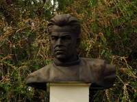 Ulyanovsk, monument Михайлову Федору Михайловичу , monument Михайлову Федору Михайловичу
