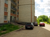 Ulyanovsk, Oktyabrskaya st, 房屋 32А. 公寓楼