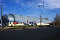 Ульяновск, Генерала Тюленева проспект, дом 2. торгово-развлекательный комплекс