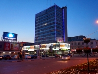 Ульяновск, улица Карла Маркса, дом 11. офисное здание