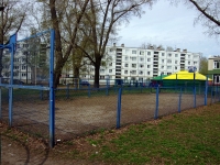 Ульяновск, улица Карла Маркса. спортивная площадка