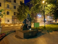 Ulyanovsk, monument В.М. ЛеонтьевойGoncharov st, monument В.М. Леонтьевой