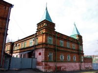 Ulyanovsk, 法院 Ульяновский гарнизонный военный суд, Dmitry Ulyanov st, 房屋 8
