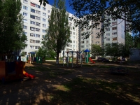 Ulyanovsk, Druzhby Narodov st, house 1. Apartment house