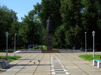 Dimitrovgrad, monument Г. ДимитровуTereshkovoy st, monument Г. Димитрову