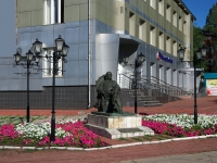 Dimitrovgrad, avenue Dimitrov. monument