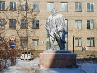 улица Новобульварная. памятник В.И. Ленину