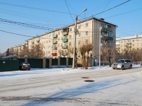 赤塔市, Kurnatovsky st, 房屋 35. 公寓楼