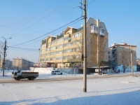 Chita, st Smolenskaya, house 104. Apartment house
