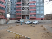 Chita, 2nd Shubzavodskaya st, house 33. Apartment house