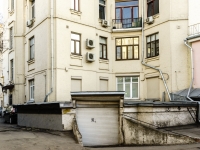 Basmanny district, Zhukovsky st, house 5. Apartment house