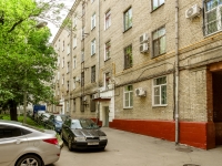 Basmanny district, Aptekarsky alley, house 13-15. Apartment house