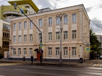 Замоскворечье, улица Большая Серпуховская, дом 26 с.1. здание на реконструкции