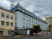 Замоскворечье, улица Большая Татарская, дом 33 с.1. офисное здание