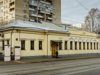 Замоскворечье, улица Новокузнецкая, дом 28 с.1. офисное здание