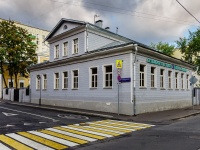 Замоскворечье, улица Новокузнецкая, дом 36/2СТР1. офисное здание