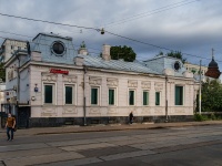 Замоскворечье, улица Новокузнецкая, дом 40 с.1. офисное здание