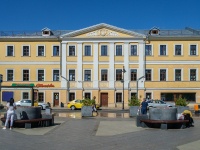 Zamoskvorechye, st Pyatnitskaya, house 16 с.1. office building
