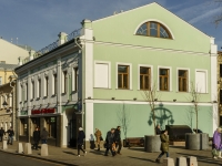 Zamoskvorechye, bank "ВТБ", Pyatnitskaya st, house 21 с.1