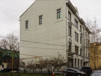 Замоскворечье, улица Пятницкая, дом 18 с.3. многоквартирный дом