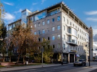 Zamoskvorechye, Pyatnitskaya st, house 69. office building
