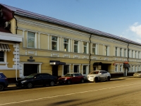 улица Садовническая, house 76. многофункциональное здание