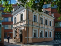 Замоскворечье, Средний Овчинниковский переулок, дом 8 с.2. офисное здание