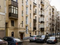 Meshchansky district,  , house 9. Apartment house