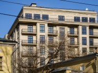 Пресненский район, улица Малая Никитская, дом 15. здание на реконструкции