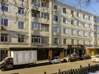 Presnensky district, Nikitskiy blvd, 房屋 25. 公寓楼