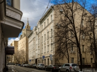 Гагаринский переулок, дом 28. многоквартирный дом