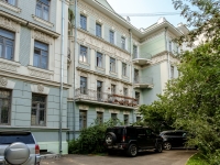 Khamovniki District,  , house 13. Apartment house