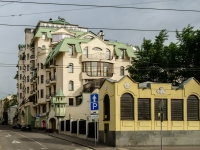 Хамовники район, Сеченовский переулок, дом 2. многоквартирный дом