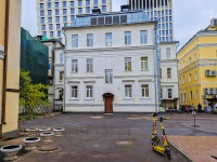 Хамовники район, Олсуфьевский переулок, дом 8 с.1. офисное здание